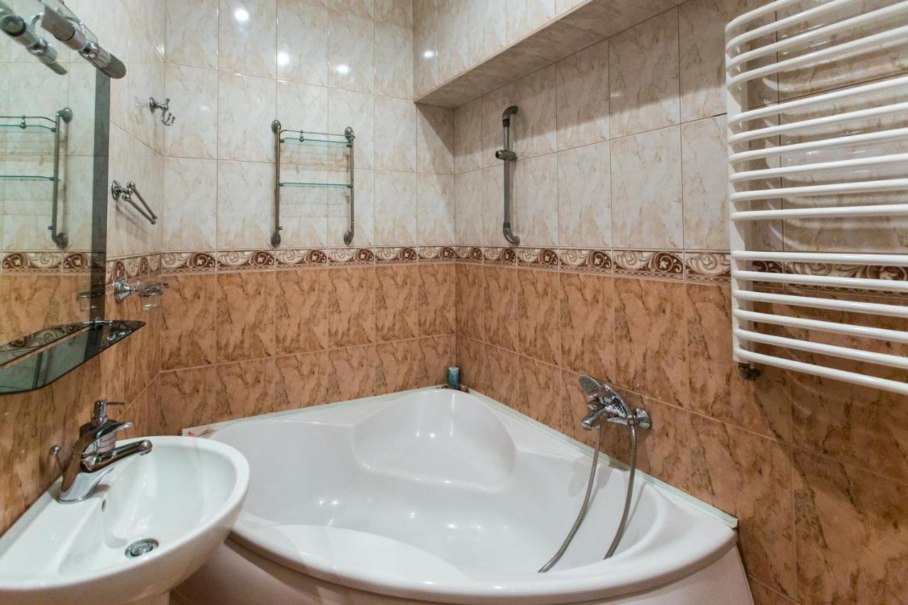 Apartment In The City Centre Lviv Dış mekan fotoğraf