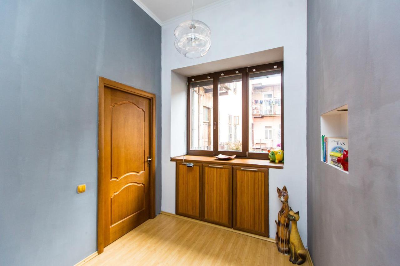 Apartment In The City Centre Lviv Dış mekan fotoğraf